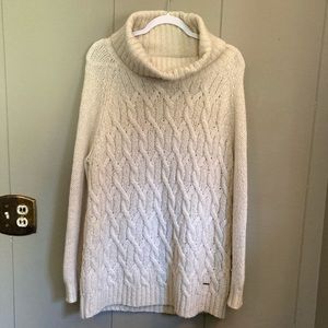 Women’s Woolrich sweater size XL